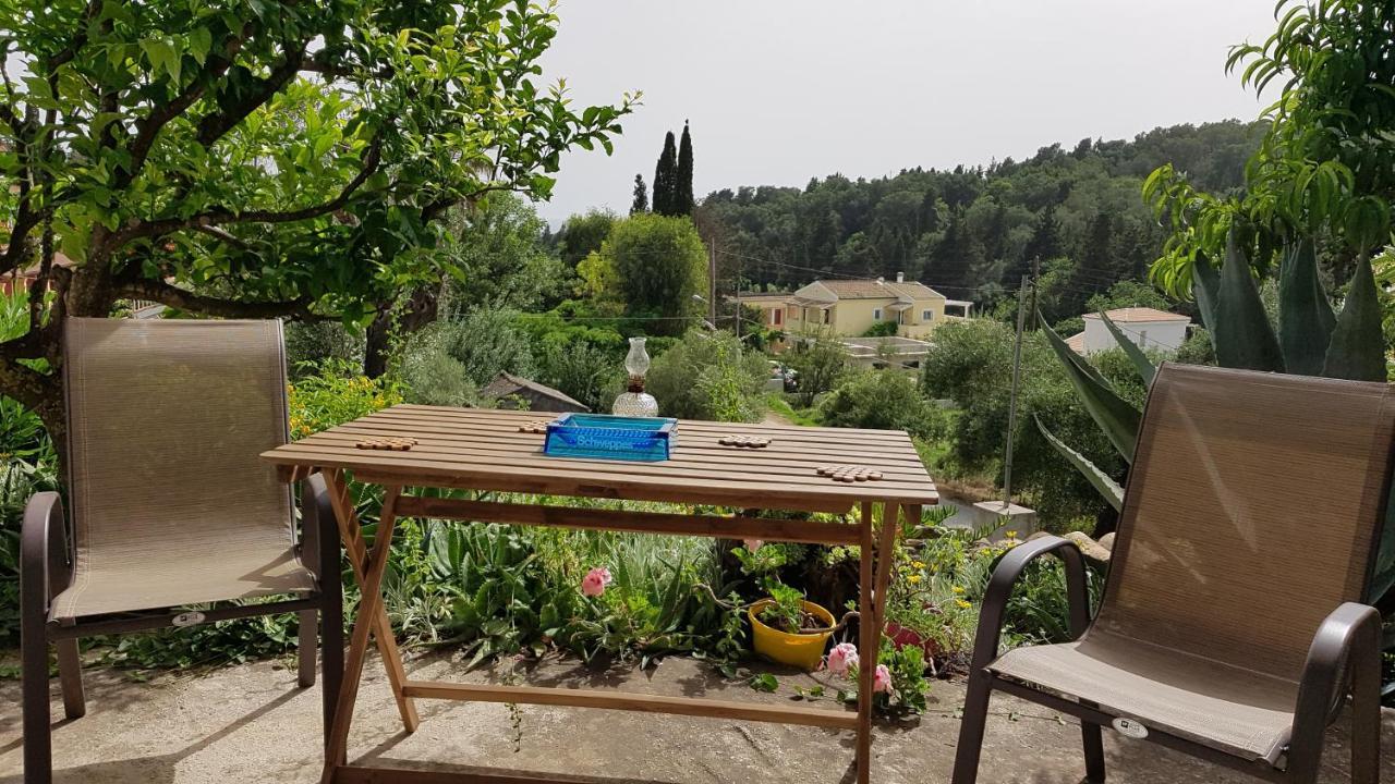 Ferienwohnung Spiti Melianou Agios Georgios Pagon Exterior foto